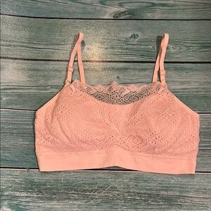 Coobie Lace Bandeau in Pink